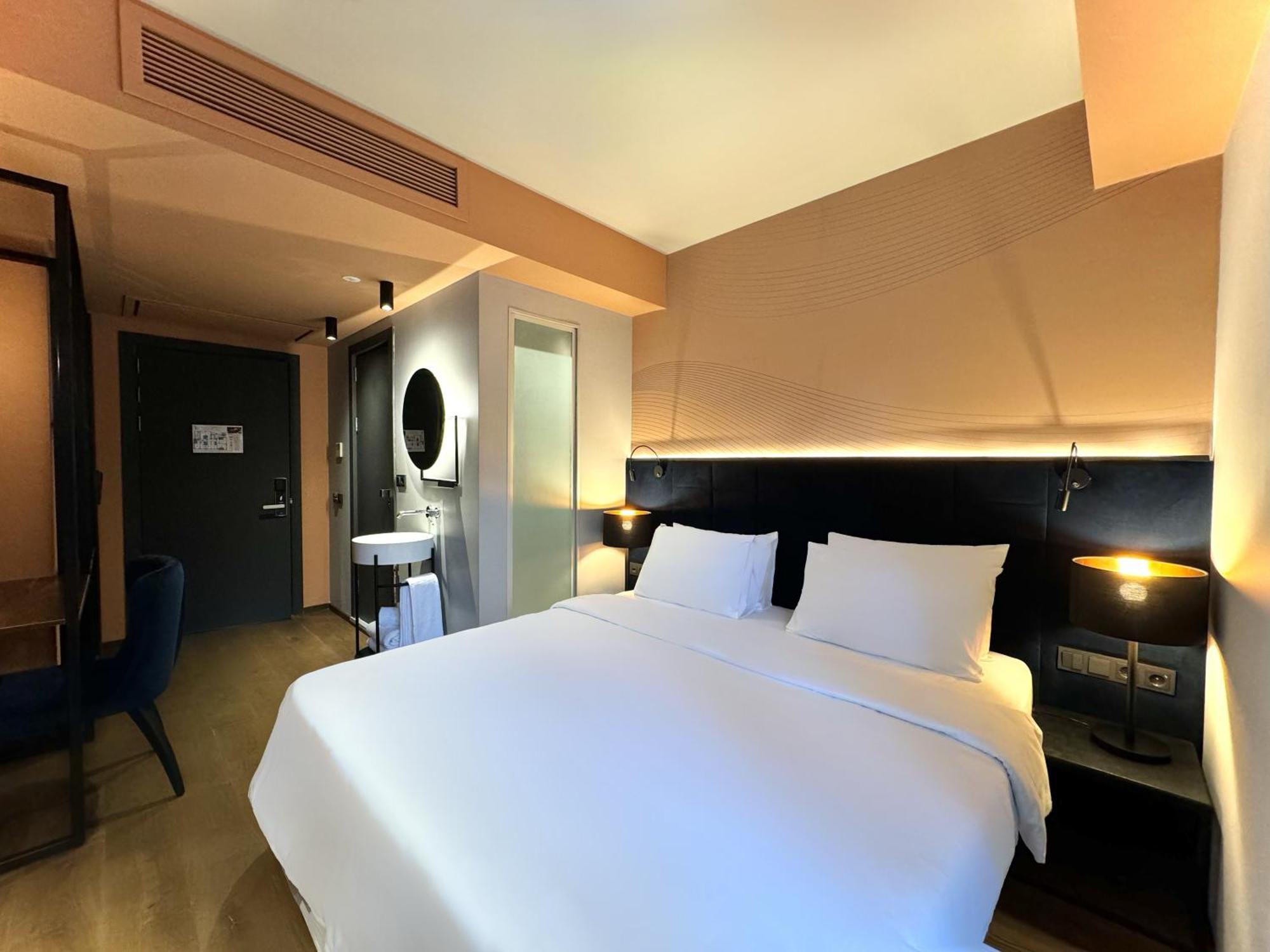 Tbilisi Edition - Design Hotel & Private Spa Eksteriør billede